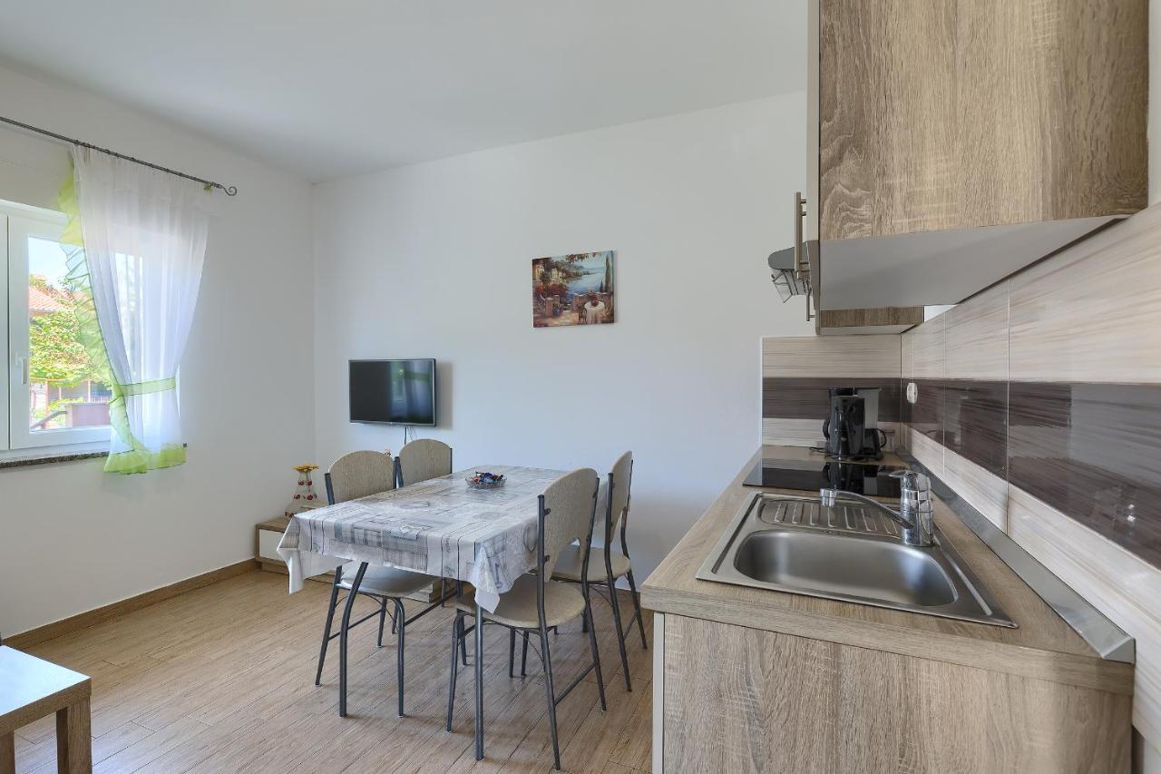 Apartman Mishel 2 ฟาชานา ภายนอก รูปภาพ